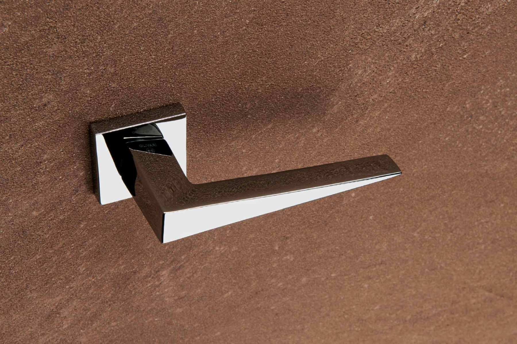 Set de manijas OLIVARI, modelo SKY, diseño de Claudio Bellini, 2008