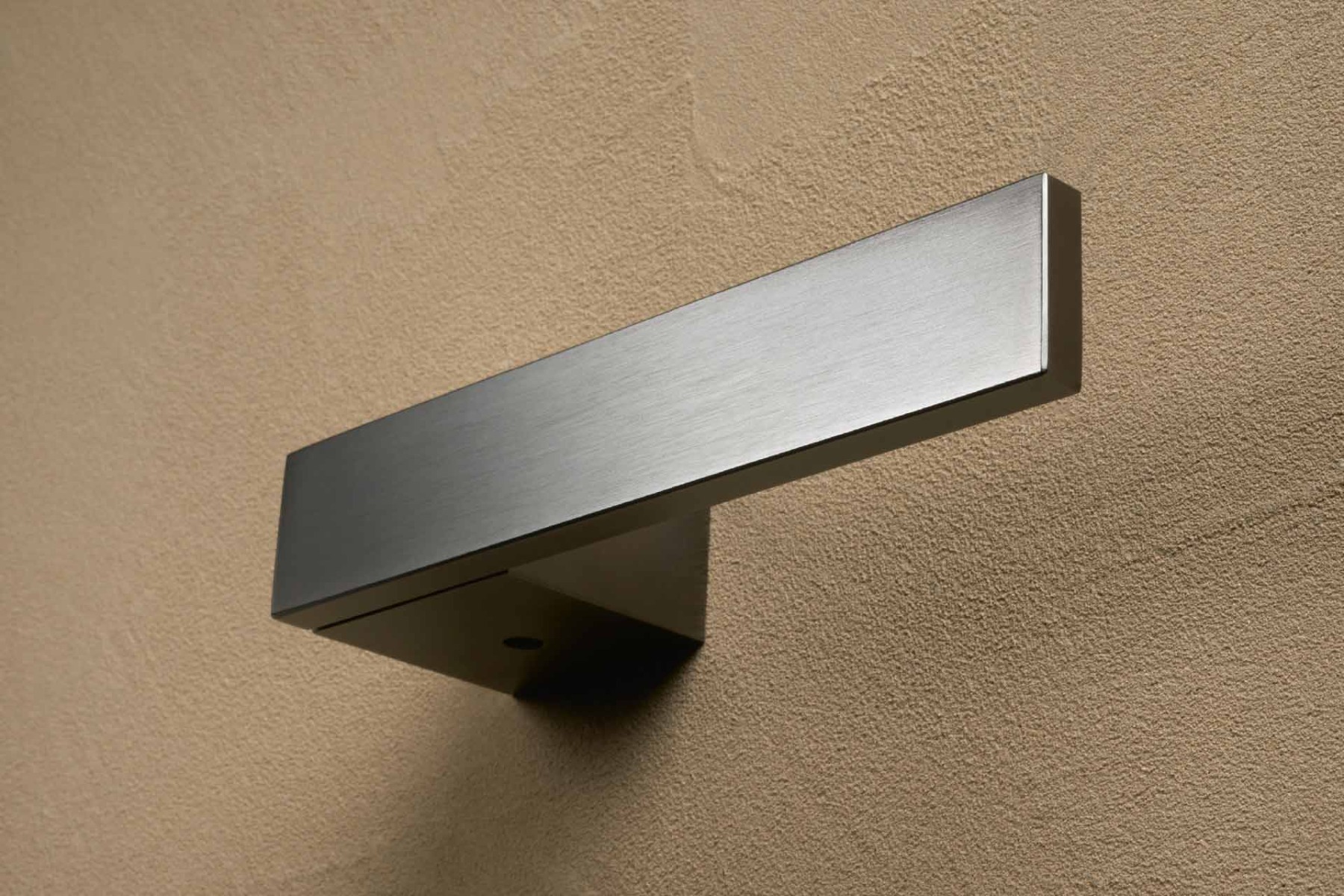 Set de manijas OLIVARI, modelo TOTAL, diseño de Rodolfo Dordoni, 2007