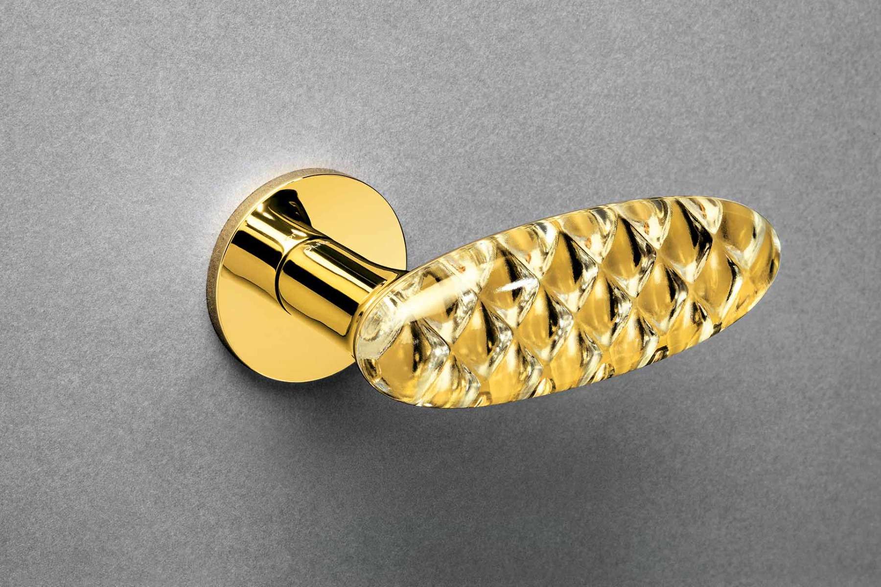 Set de manijas OLIVARI, modelo CRYSTAL ROYAL, diseño de Marcel Wanders, 2015