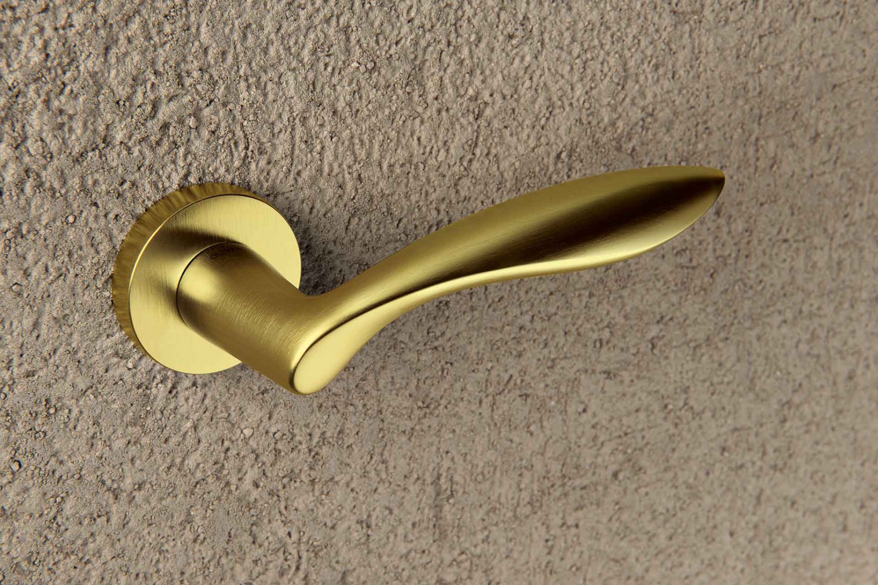 Set de manijas OLIVARI, modelo ONDA, diseño de Nicola Novelletto, 1998