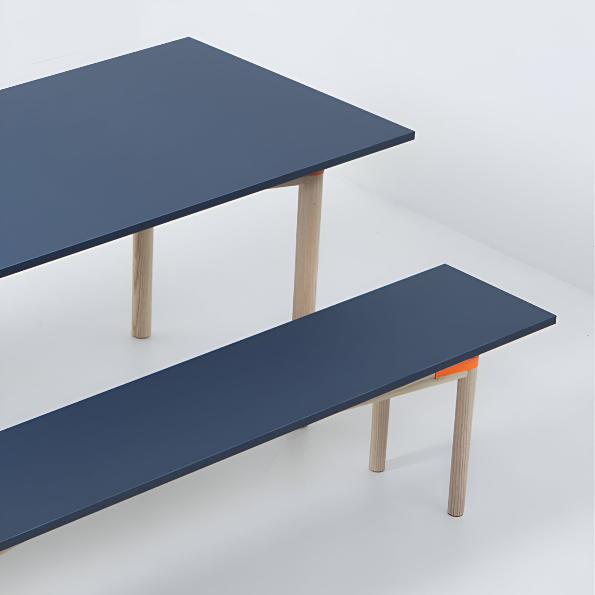 Cubre canto FENIX BLU FES J0754, ancho de 23 mm, 1 mm de espesor, rollo de 50 m