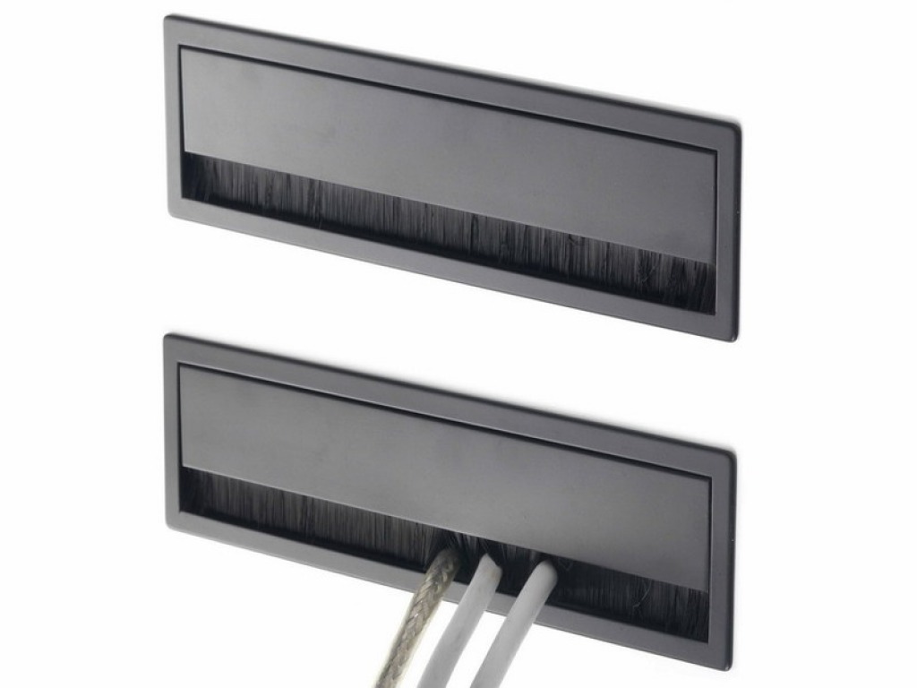 Pasacables con cubre polvo MAGNA para escritorio o mesa