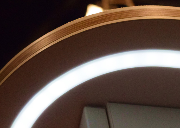 Perfil difusor FLEX JOBS para tira LED B-137 de 18.4 x 6.7 mm, rollo de 50 m