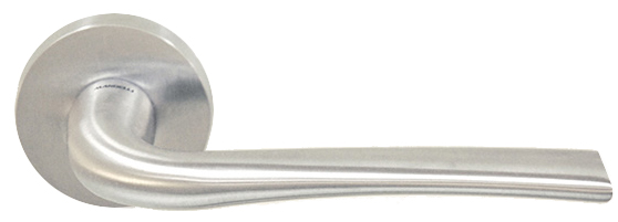 Set de manijas Mandelli, modelo SAMI 1491 para recámara o set de baño, acabado cromo satinado