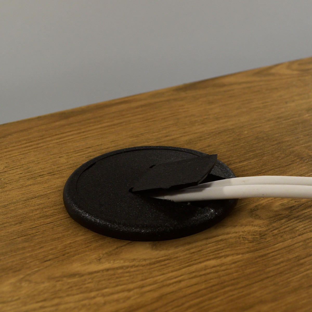 Pasacables de plástico para escritorio o mesa, de 55 mm x 20 mm x 50mm, color negro