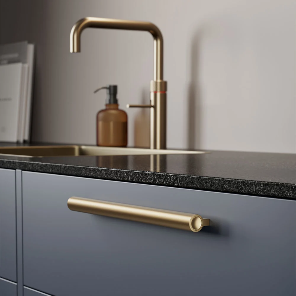 Jaladera LUCENTE para cajones color dorado