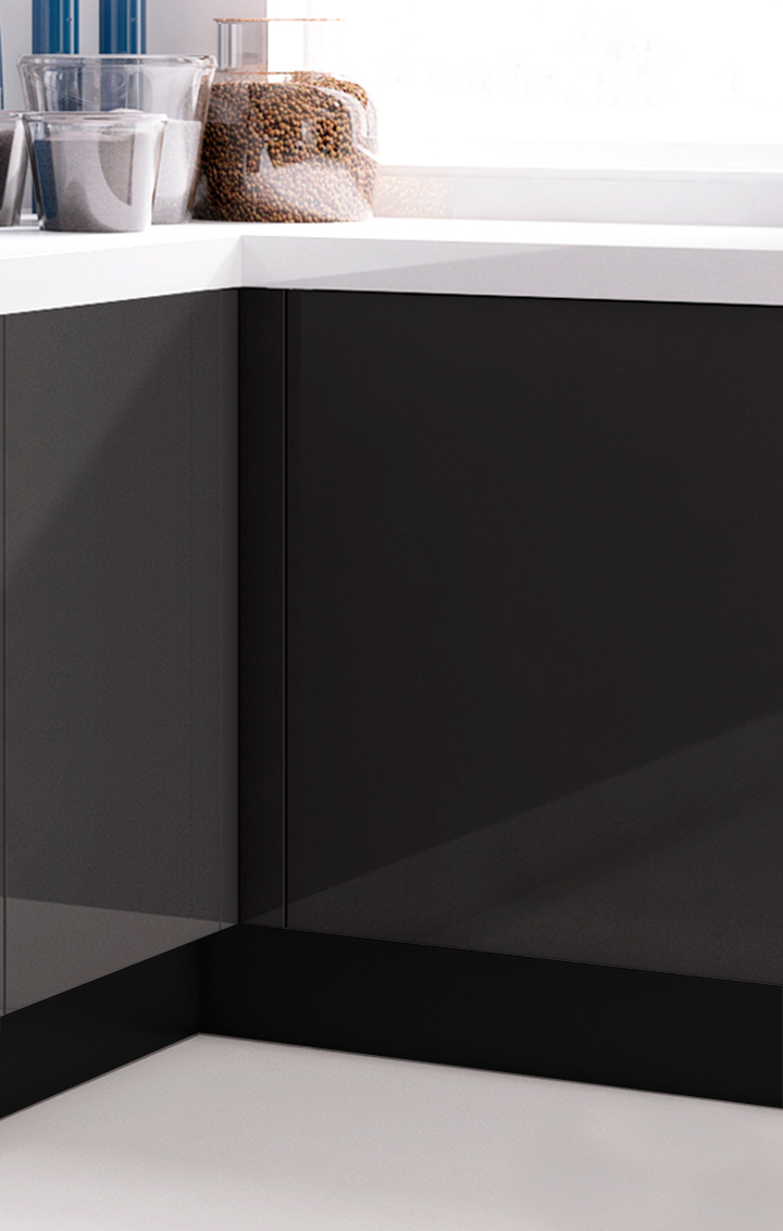 Zoclo FUTURE para gabinetes de cocina, acabado negro ingo