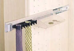 Corbatero extraíble con 8 ganchos y una charola, medida 355mm