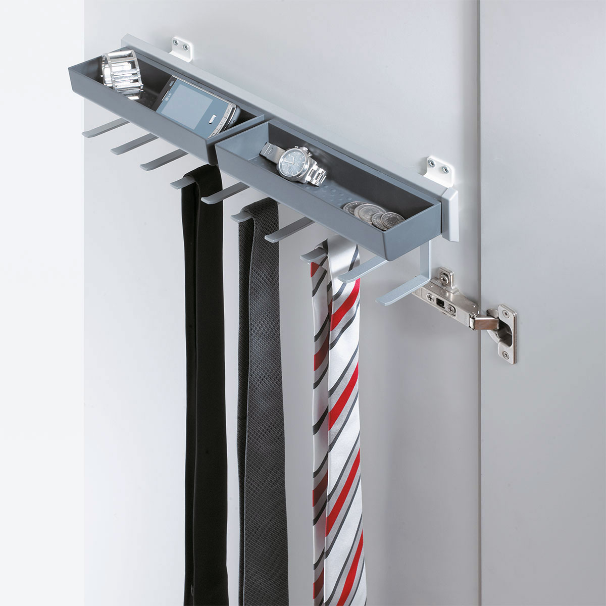 Corbatero extraíble PESOLO con 2 charolas y 10 ganchos, medidas 465 x 115 x 108 mm