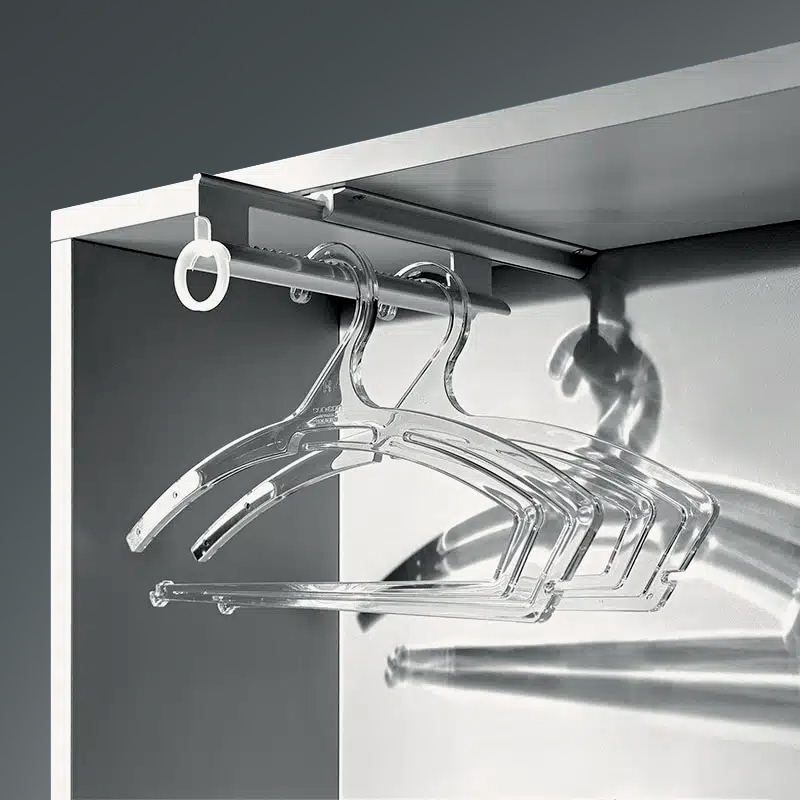 Valet extraíble de 295 mm, color plateado