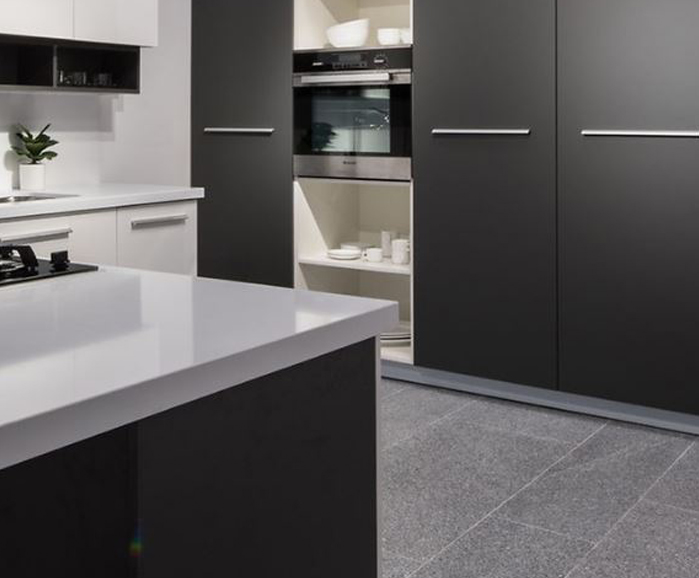 Panel RAUVISIO FINO mate NEGRO 154330, medida 1220 x 2800 mm, espesor 18 mm