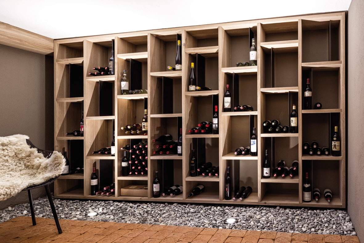 Sistema de unión DIVARIO P-18 para ensamble de entrepaños de 19 mm en adelante