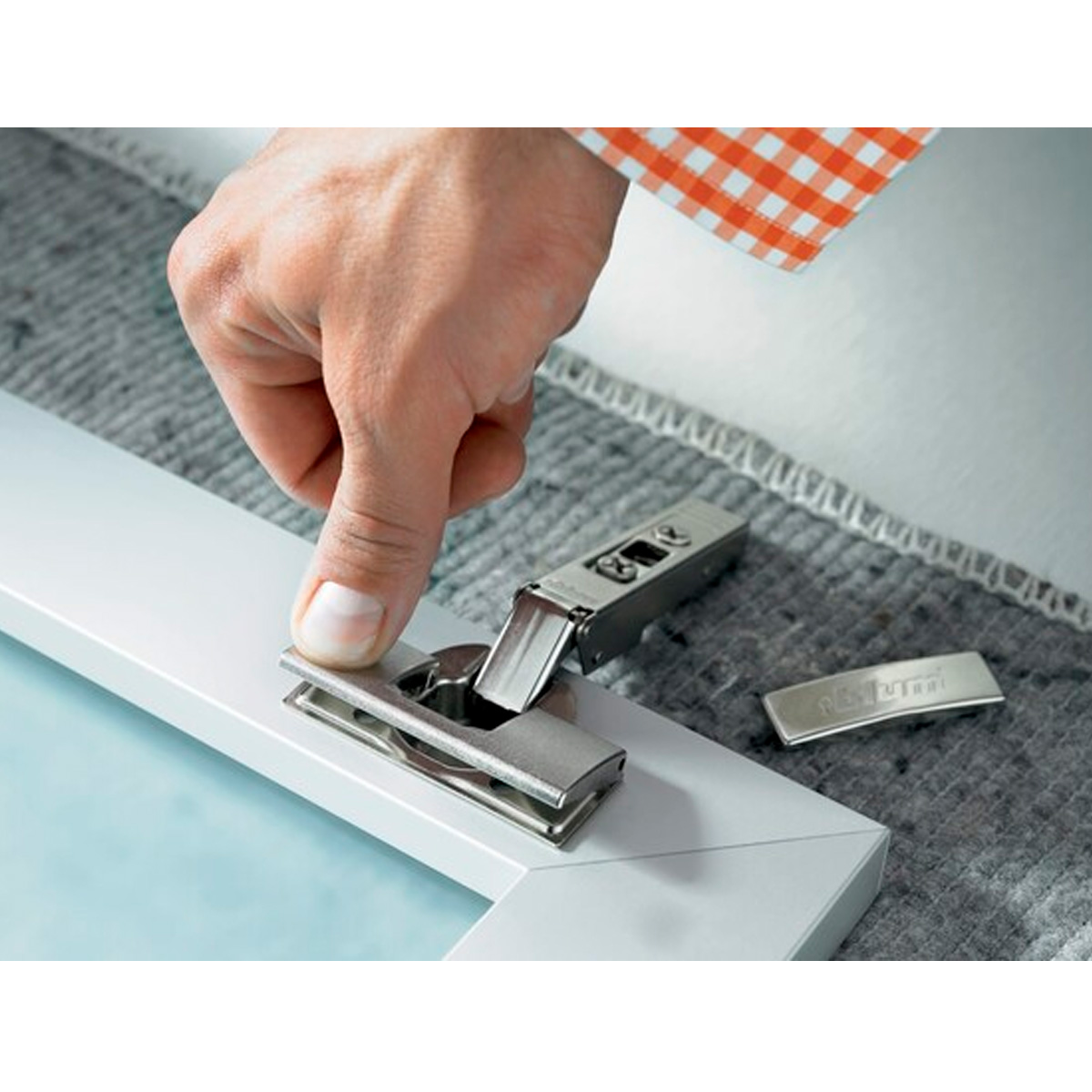 Tapa para cazoleta sin impresión CLIP top BLUMOTION, acabado níquel