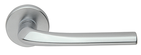 Manija Mandelli, modelo FILO para recámara o baño, acabado cromo satinado