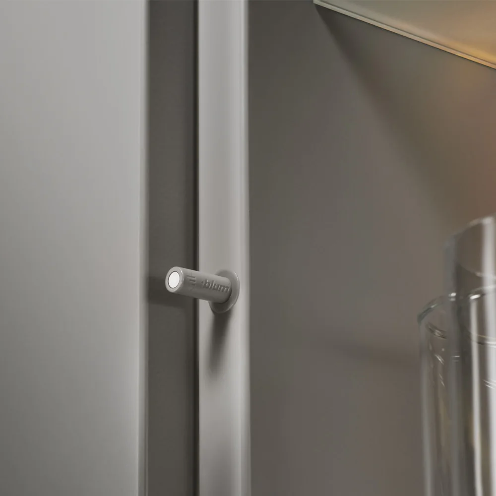 TIP-ON con goma para bisagra CLIP top, versión larga, con muelle reforzado, color gris