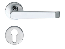 Set de manijas Fusital, EG DUEMILANOVE H362R8Y con bocallave, diseñado por Carlo Colombo, acabado cromo satinado