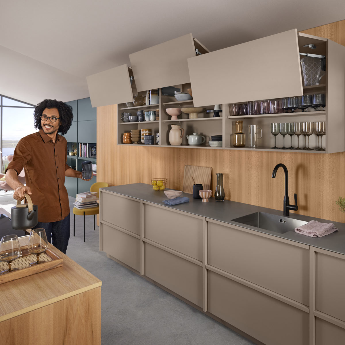 AVENTOS HF top SERVO-DRIVE | Sistema abatible para apertura de puerta con cierre suave