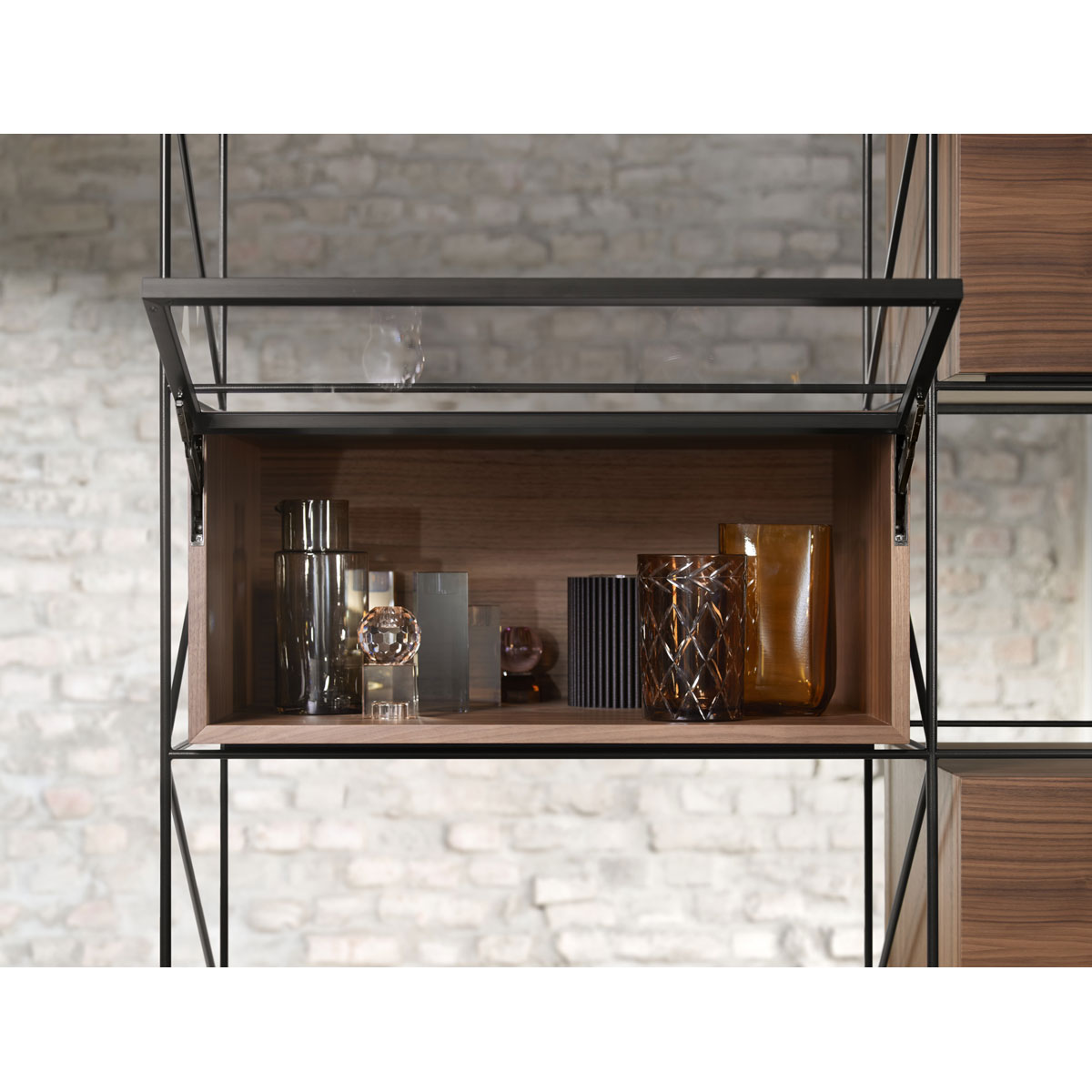 AVENTOS HKi | Sistema abatible para apertura de puertas