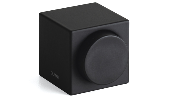 Tope para puerta OLIVARI, modelo CUBO