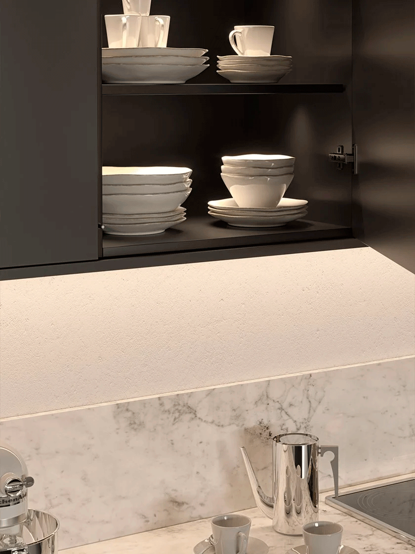 Sistema de apertura K-PUSH TECH para puerta gabinete, color antracita