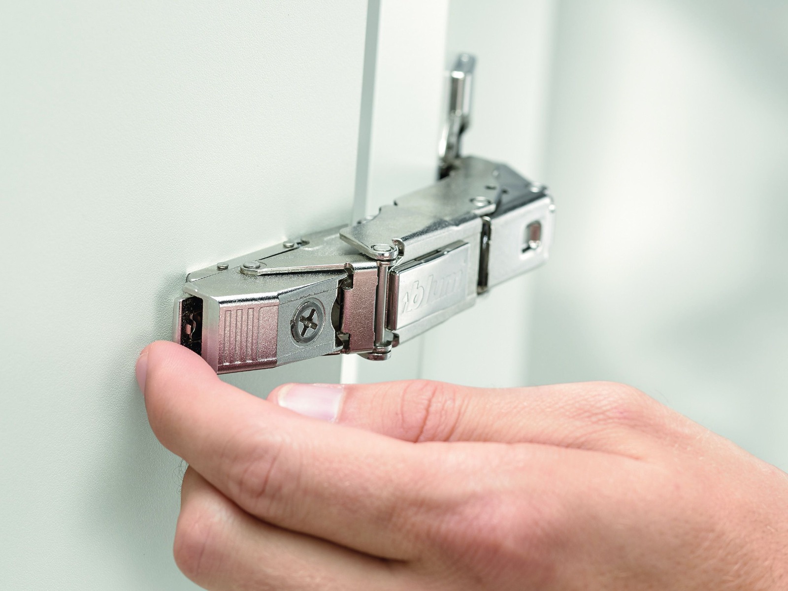 Bisagra CLIP top BLUMOTION 155° (cubrimiento total)