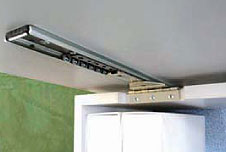 Corredera Accuride C115 para puerta insertable por encima del gabinete, capacidad 9 kg