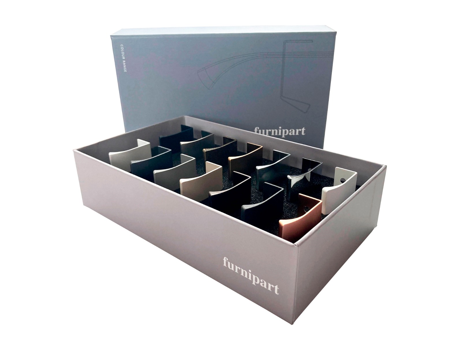 Caja de muestras con 14 acabados de jaladeras EDGE STRAIGHT de 40 mm de longitud