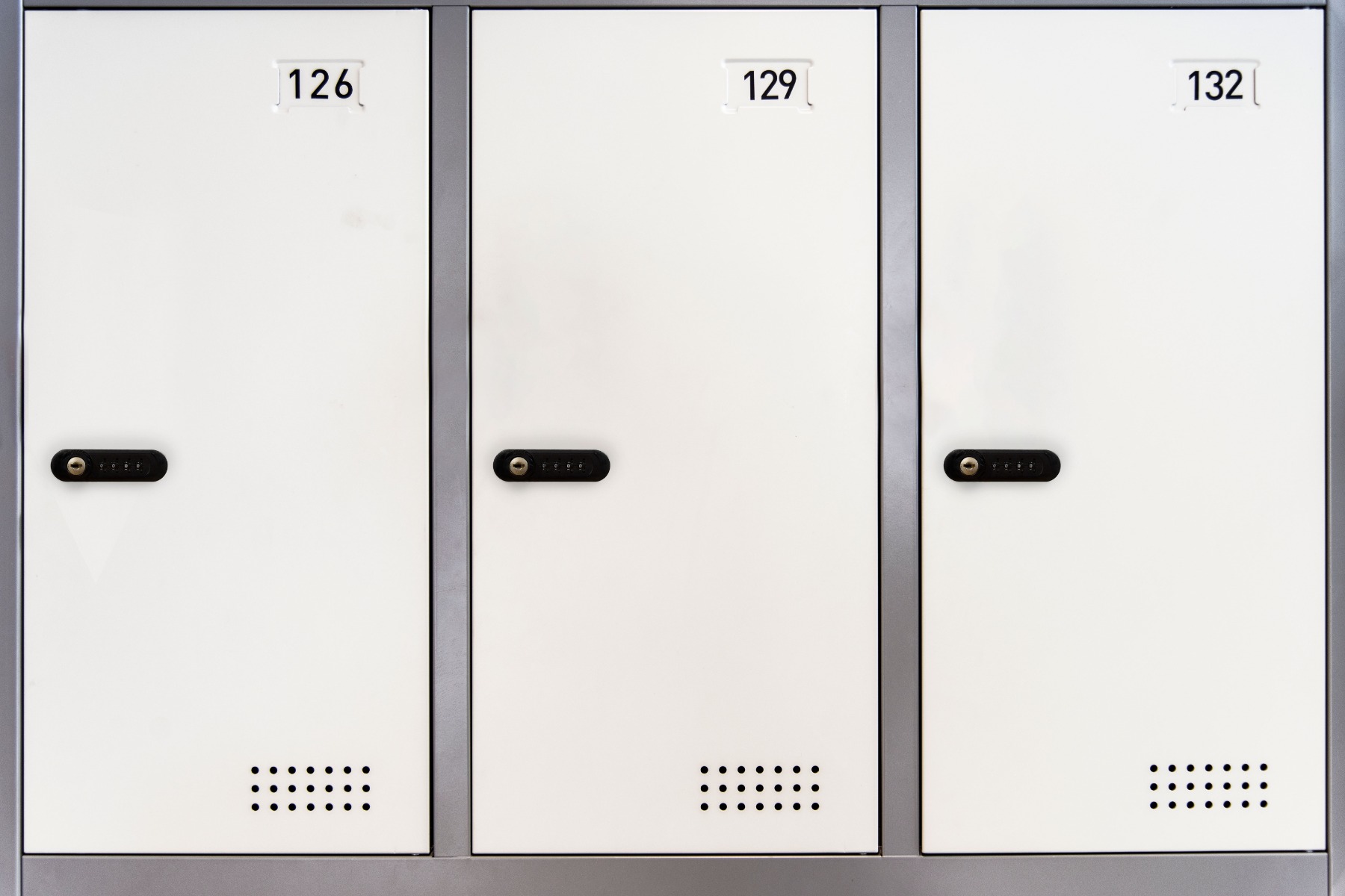 Cerradura RIVEN de combinación para puerta de madera y metal