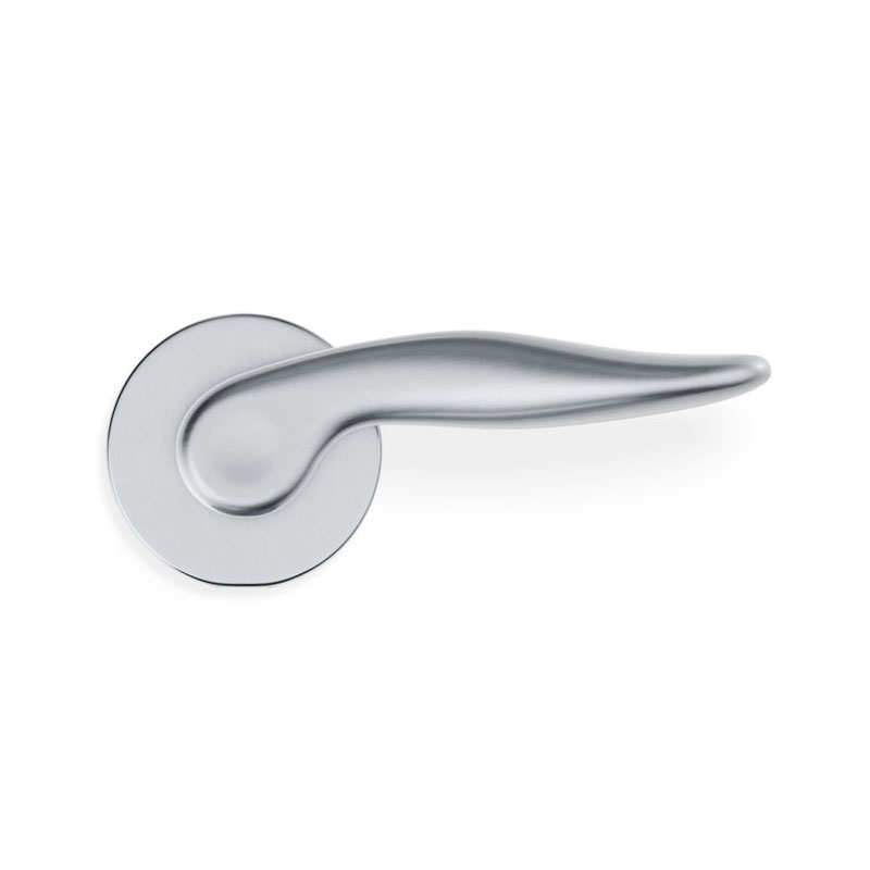 Set de manijas Fusital, NF NOVANTOTTO H334R8Y, con bocallave para recámara, diseñado por Foster & Partners, acabado cromo satinado 