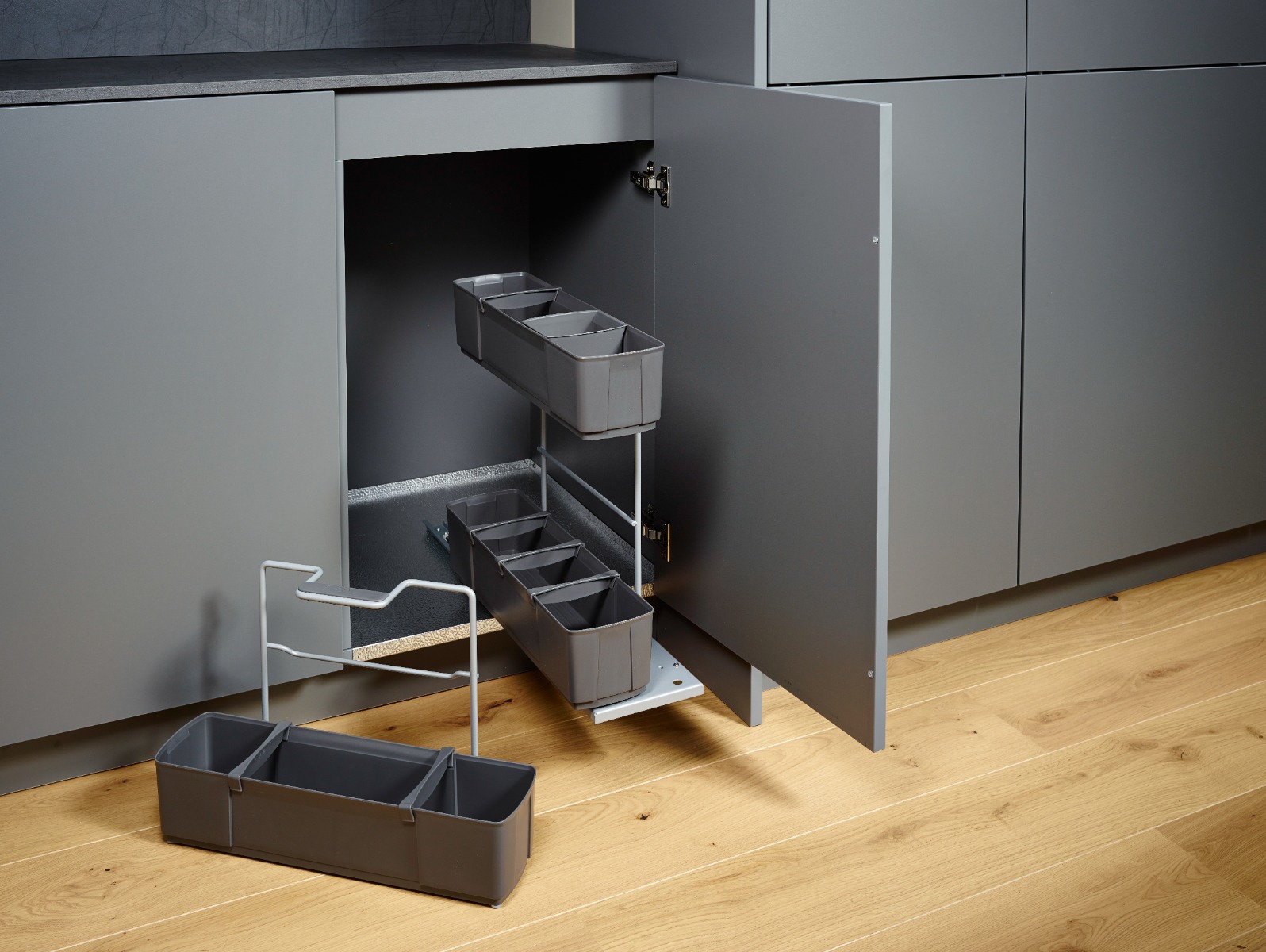 Extraíble K-LINE CleaningAGENT para gabinete inferior, para organización de productos de limpieza, acabado antracita