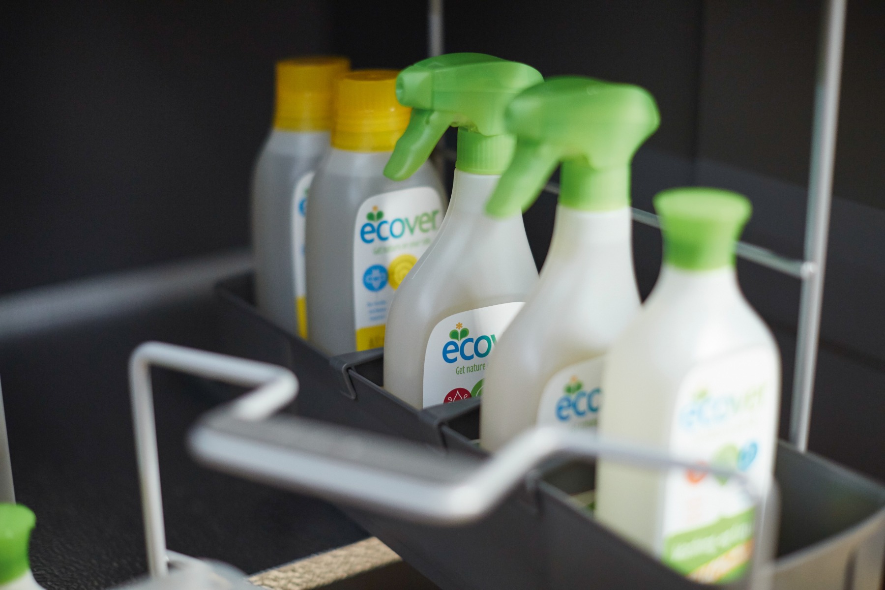 Extraíble K-LINE CleaningAGENT para gabinete inferior, para organización de productos de limpieza, acabado antracita