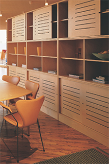 CLIPO 16 H IS: Sistema de diseño interior para 2 puertas de madera