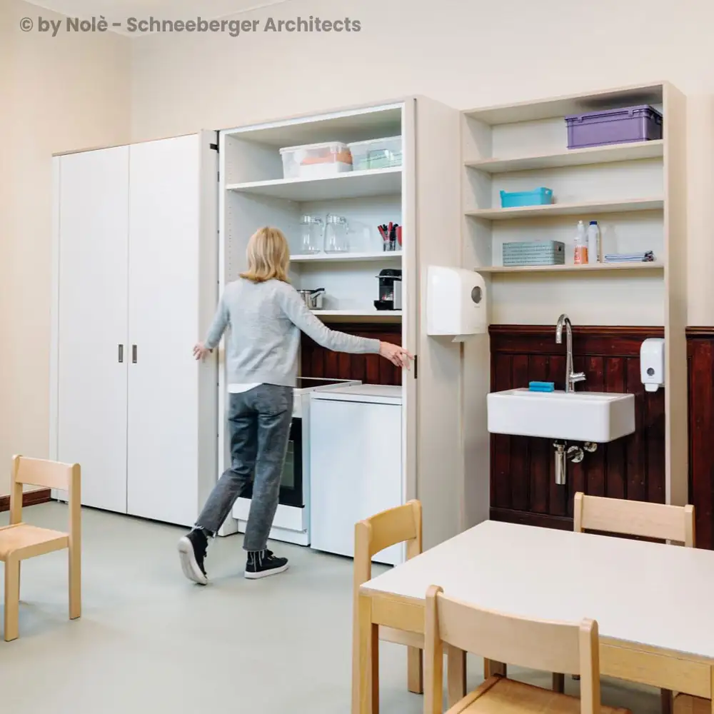 Kit Sistema corredizo CONCEPTA 3 PULL capacidad de carga 35kg, para puertas de madera abatibles e insertables sin jaladera, derecho