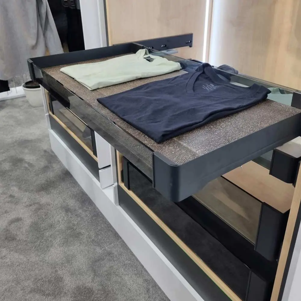 Cajón extraíble interior para clóset CONERO 72 H, color negro