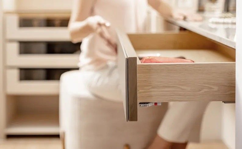 Correderas ocultas PARTNER de extensión total, capacidad de carga de 40 kg, con cierre suave