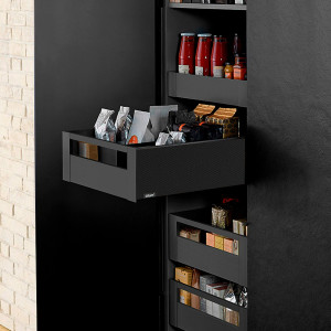 Cajón LEGRABOX altura C con pieza frontal y galería frontal, color negro carbón mate con textura