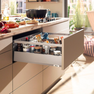 Cajón MERIVOBOX con galería altura E (192 mm), color gris indium mate