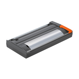 Cortador de plástico y aluminio Blum AMBIA-LINE para organización de cajones de cocina