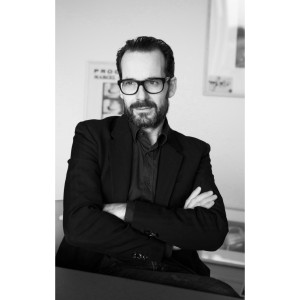 Raggiosole, dise&ntilde;ado por Konstantin Grcic - Chapa de madera precompuesta ALPI | m2