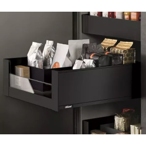 Cajón interno LEGRABOX pure altura C con elemento de diseño bajo, color negro terra mate