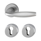 Set de manija NEW YORK y cerradura POLARIS para puerta de recámara, acabado inox mate