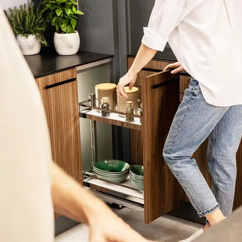 Extraíble de cocina para gabinete inferior DISPENSA JUNIOR III, acabado cromo