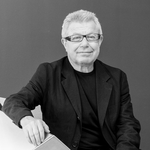 Set de manijas OLIVARI, modelo NINA, diseño de Daniel Libeskind, 2012