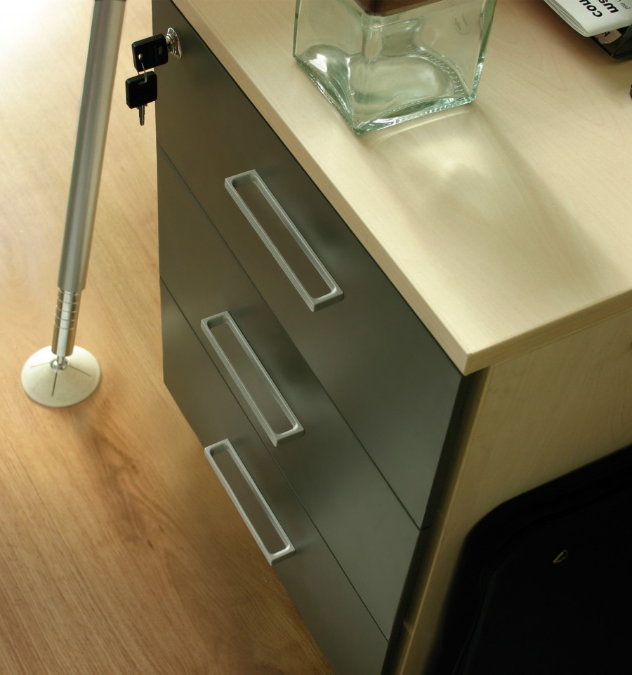 Jaladera recta RAMONY