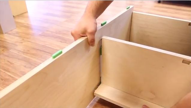 Sistema de unión LOCKDOWEL E900BP mini para madera