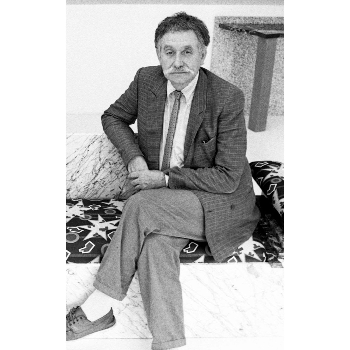 Sottsass Dark Brown, diseñado por Ettore Sottsass - Chapa de madera precompuesta ALPI | m2