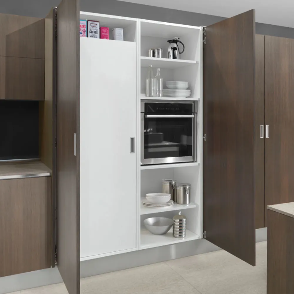 Sistema corredizo EXEDRA SMOVE para puerta de madera abatible e insertable parcialmente ensamblado