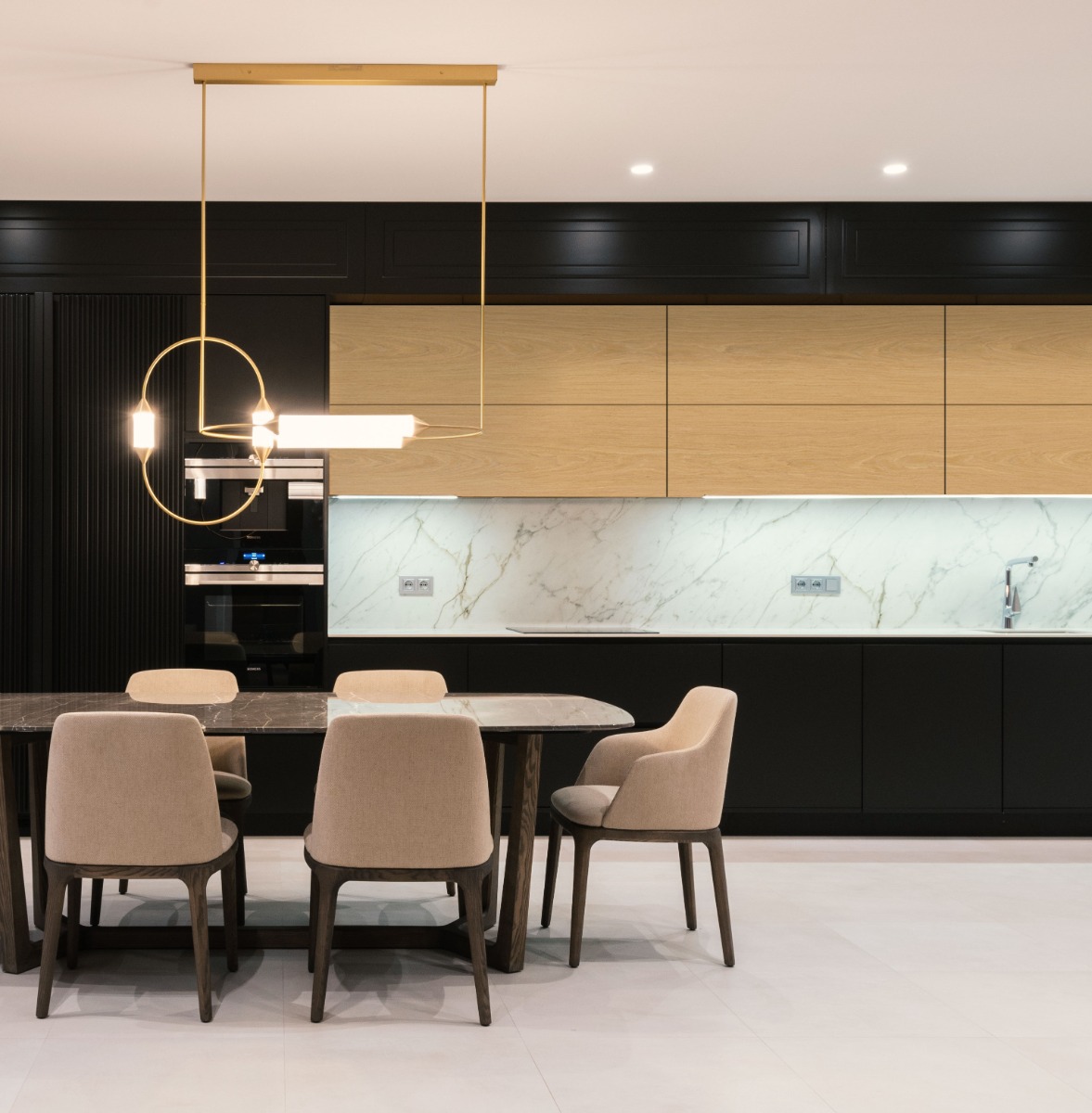 Chapa precompuesta ALPI Vienna Oak Flamed (10.51) Largo 3.15 m.