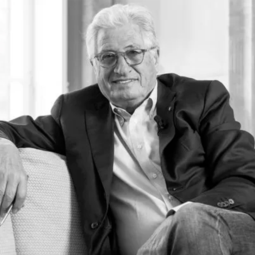 Set de manijas OLIVARI, modelo TECNO, diseño de Giorgetto Giugiaro 1999