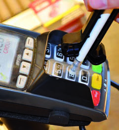 Herramienta multiusos GRIPSI, para evitar el contacto con superficies y objetos